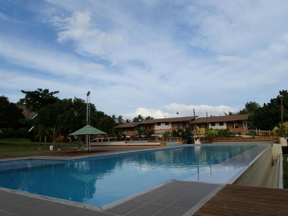 บอฟโฟ รีสอร์ต Hotel Calayugan Norte ภายนอก รูปภาพ