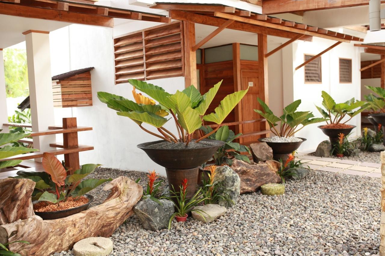 บอฟโฟ รีสอร์ต Hotel Calayugan Norte ภายนอก รูปภาพ