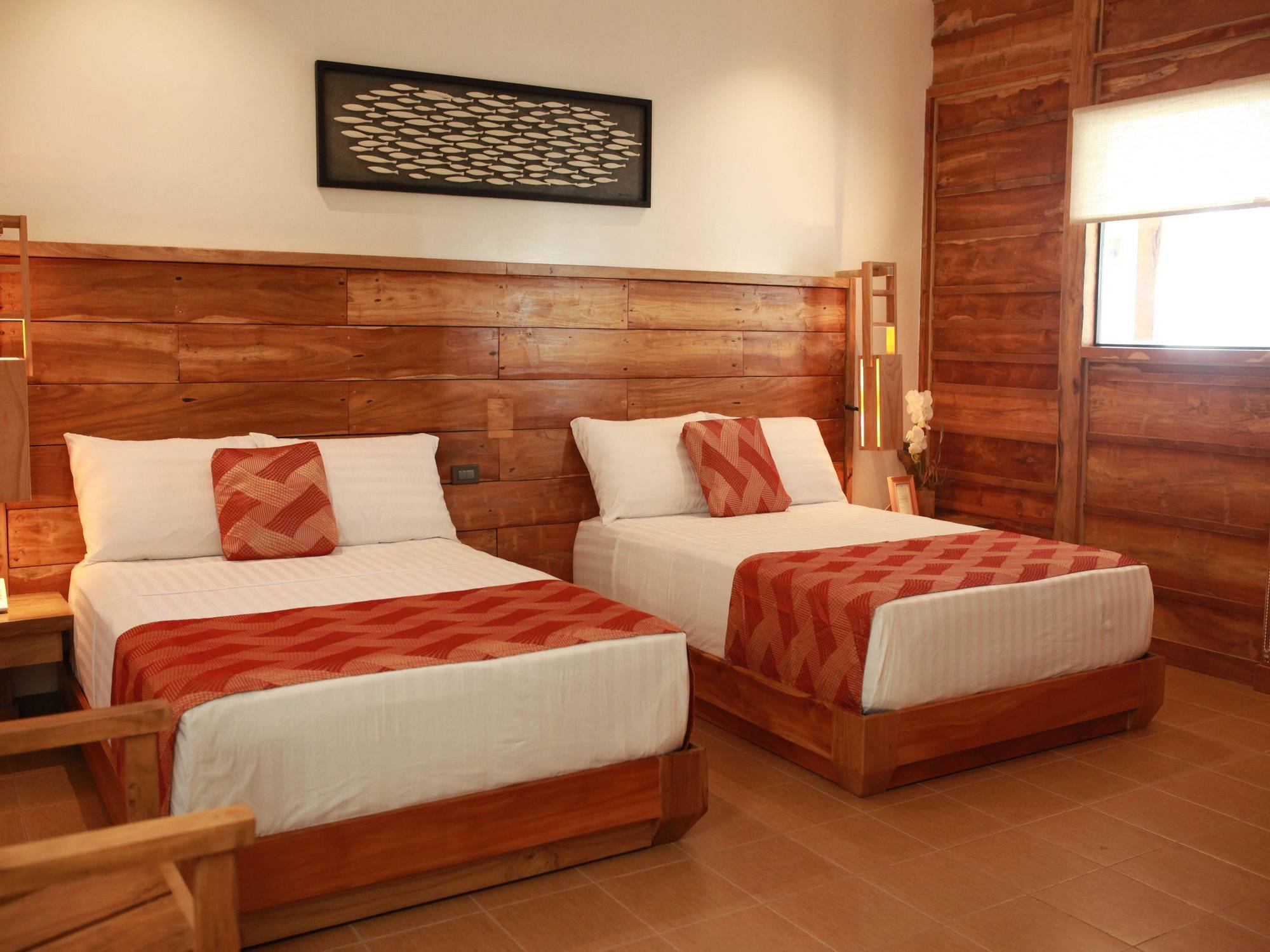 บอฟโฟ รีสอร์ต Hotel Calayugan Norte ภายนอก รูปภาพ